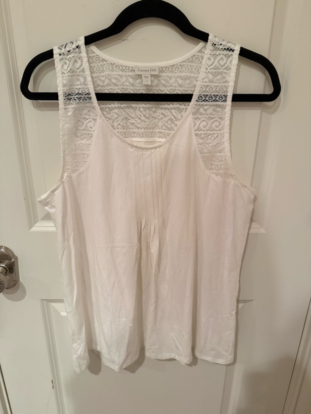 NWOT Garnet Hill White Tank Top with Lace Detail